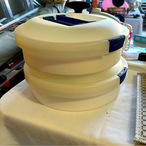 Cupcake Carrier / Deviled Egg Carrier